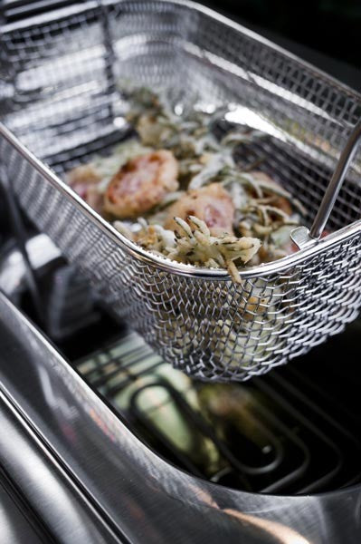 Deep fryer for outdoor kitchen shop
